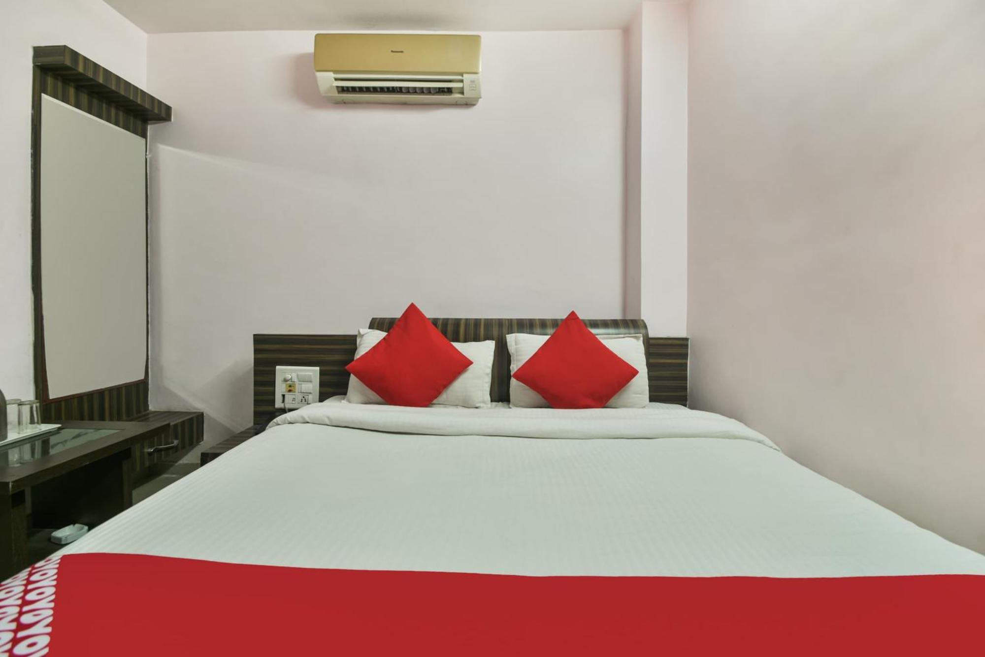 Oyo Hotel Ajanta Hamirgarh Kültér fotó