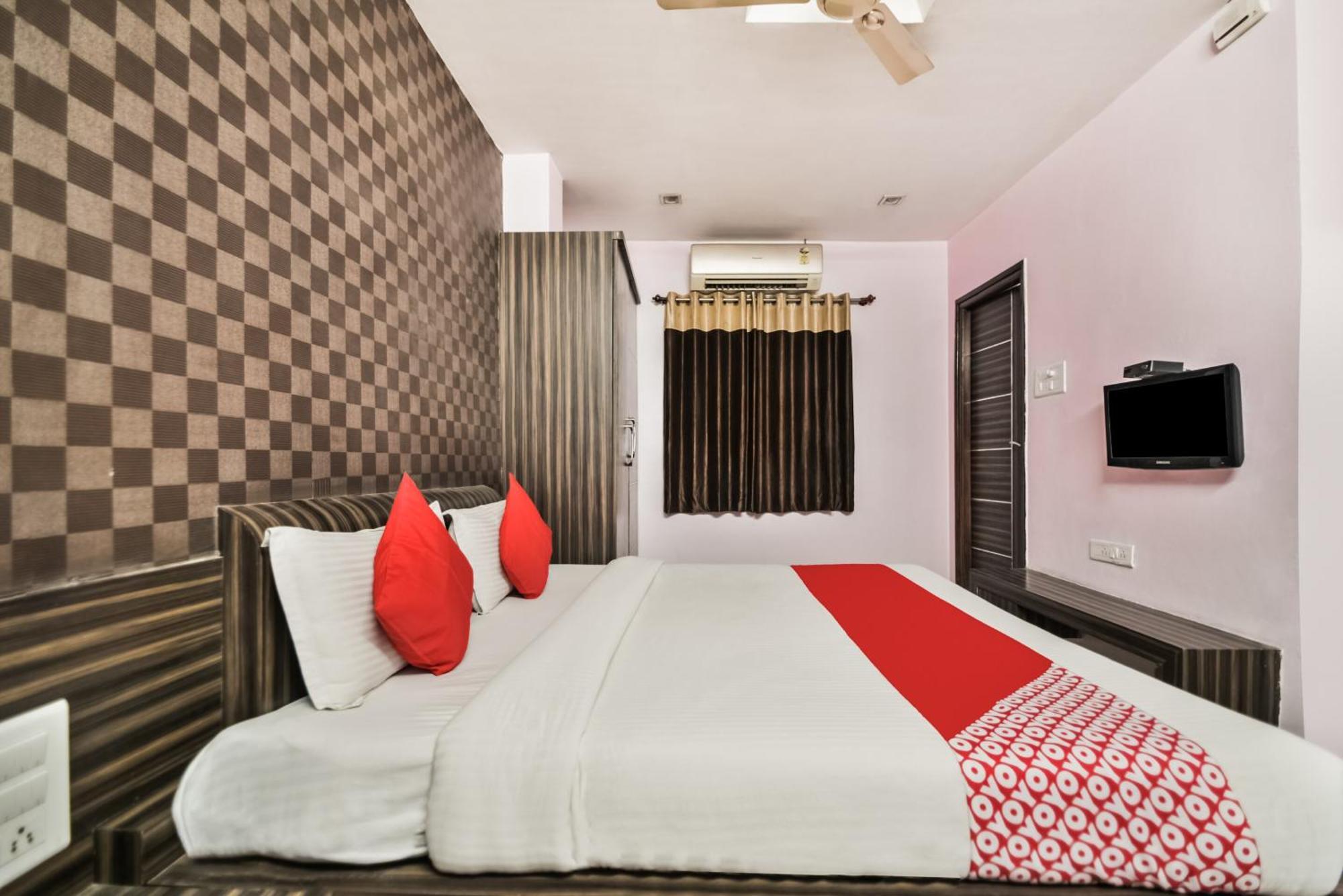 Oyo Hotel Ajanta Hamirgarh Kültér fotó